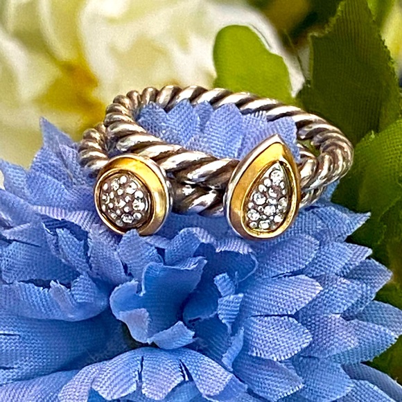 Bookmark my Closet “LIKE”♥️Get notified of sales♥️ - Picture 14 of 16